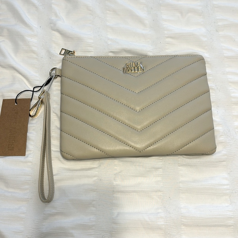 Steve Madden Cheveron Quilted Clutch with removable wristlet strap - NWT